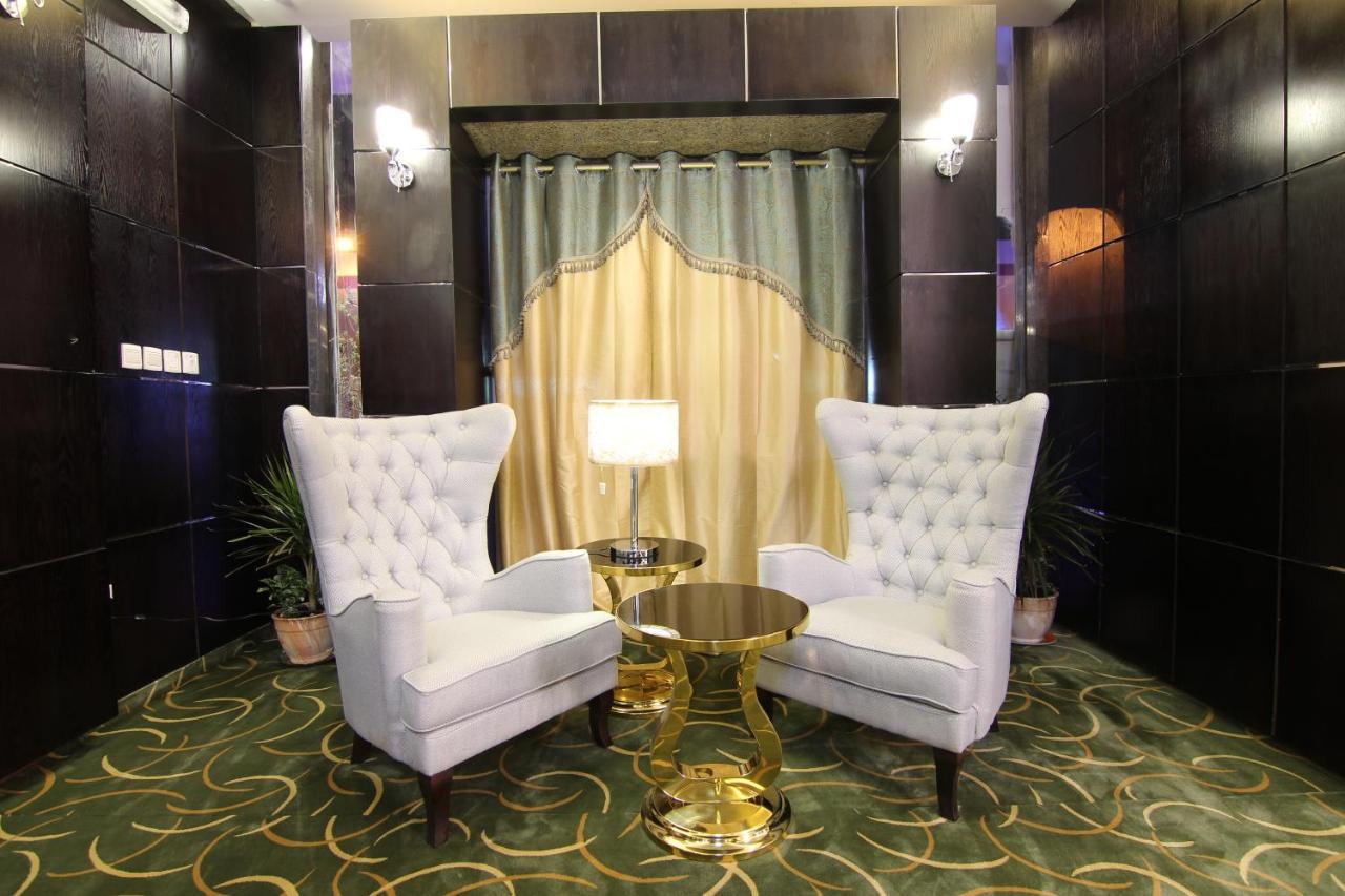 هذا منزلى الحمراء Riadh Exterior foto
