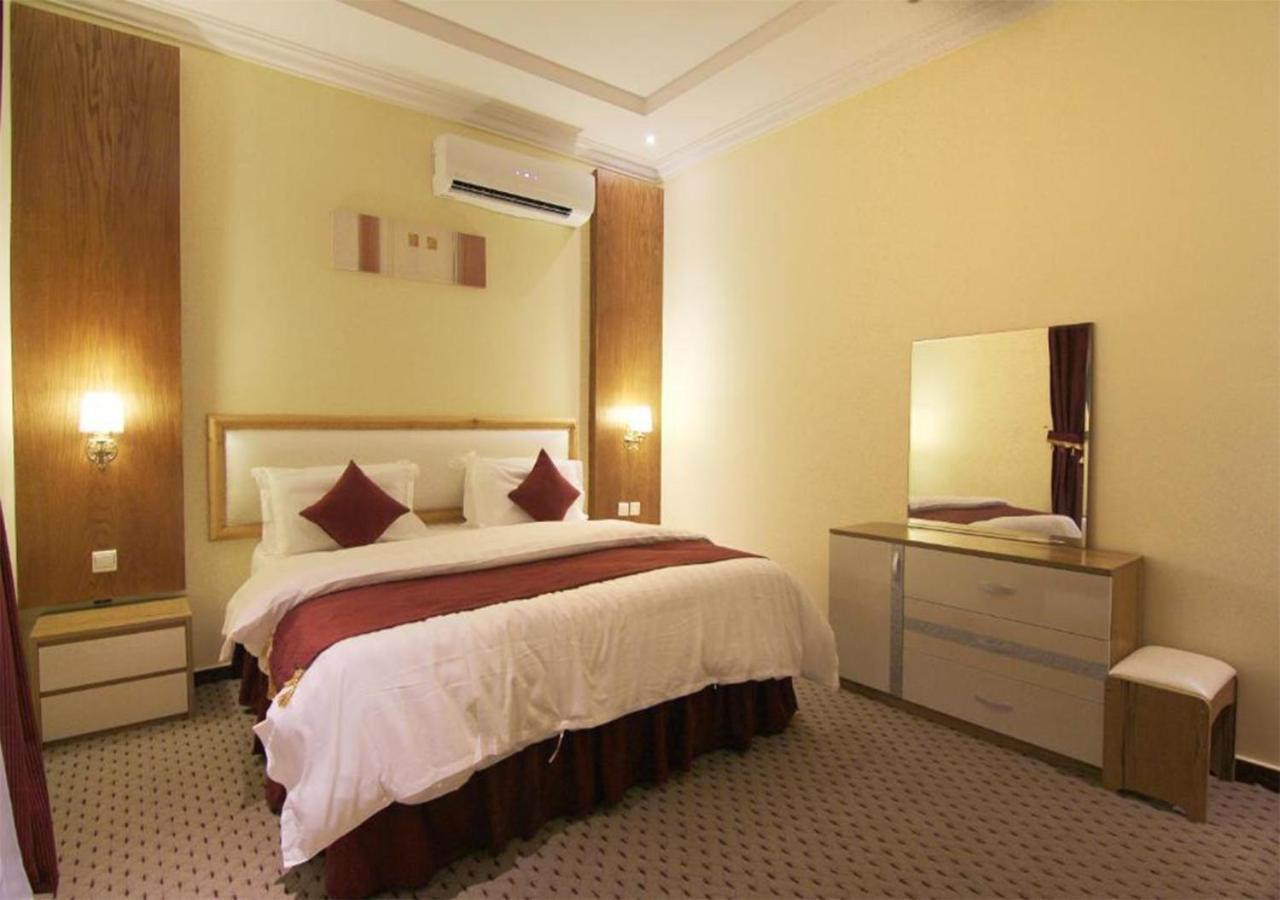 هذا منزلى الحمراء Riadh Exterior foto