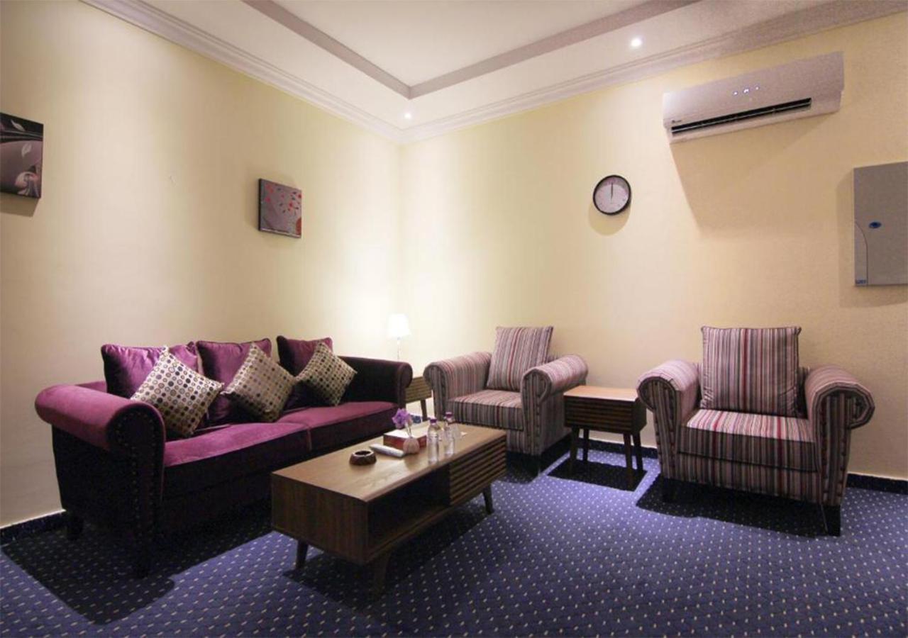 هذا منزلى الحمراء Riadh Exterior foto