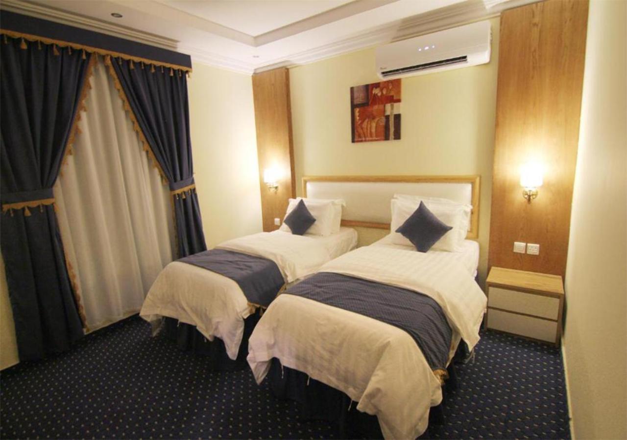 هذا منزلى الحمراء Riadh Exterior foto