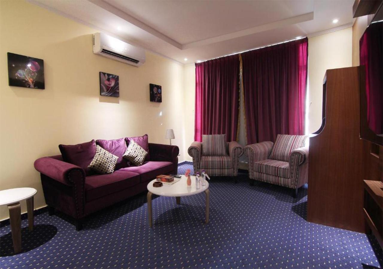 هذا منزلى الحمراء Riadh Exterior foto