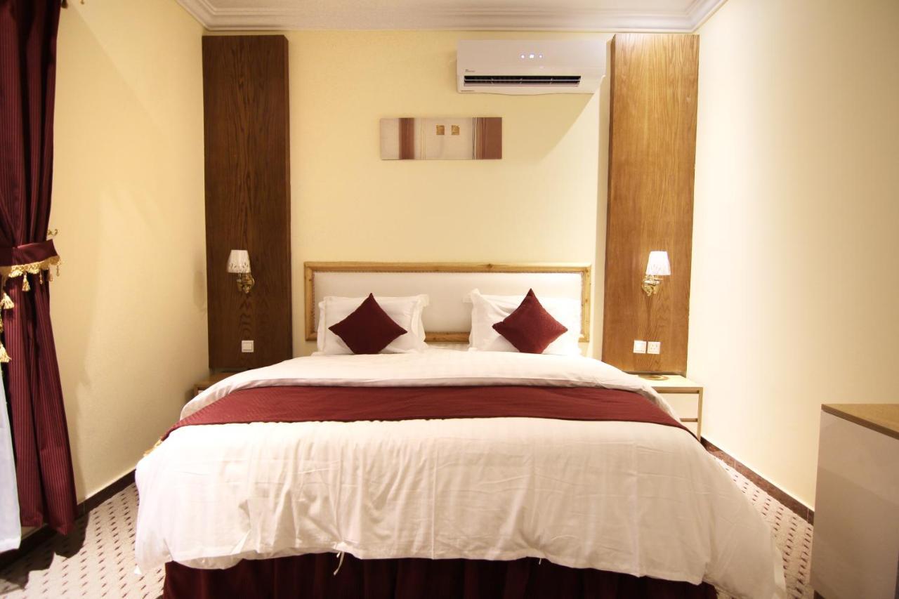هذا منزلى الحمراء Riadh Exterior foto