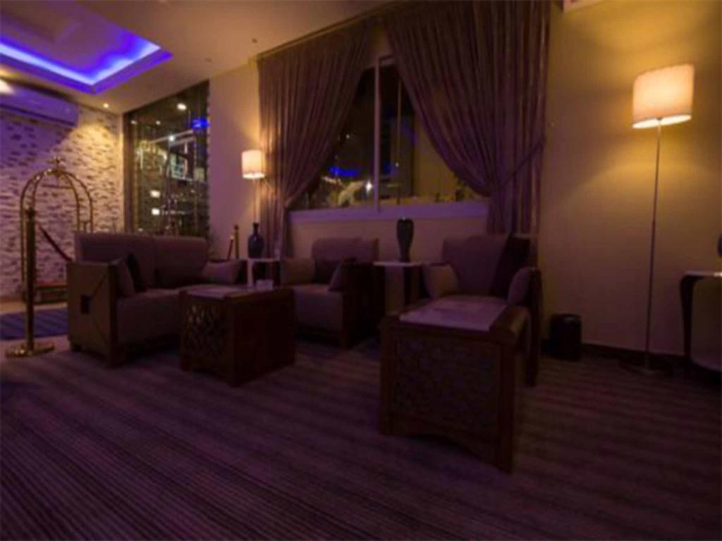 هذا منزلى الحمراء Riadh Exterior foto
